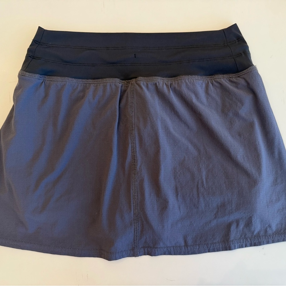 Vuori Charcoal Athletic Skort - Picture 4 of 4